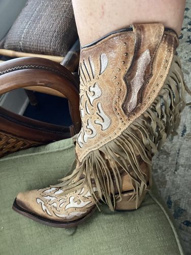 Customer photo review of Women's Inlay Fringe Western Boots