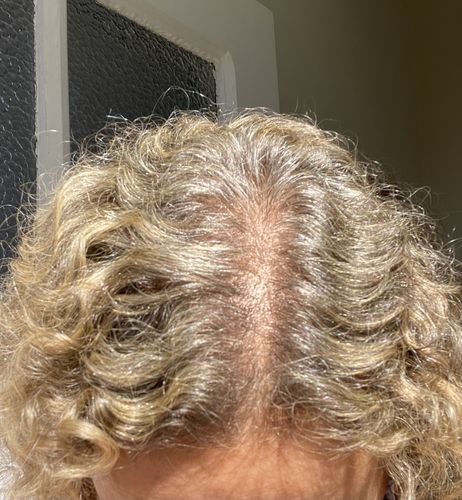 Customer photo review of Profi-Pflanzenhaarfarbe SET kühles Hell-Blond "cool light blond in 2-Steps"