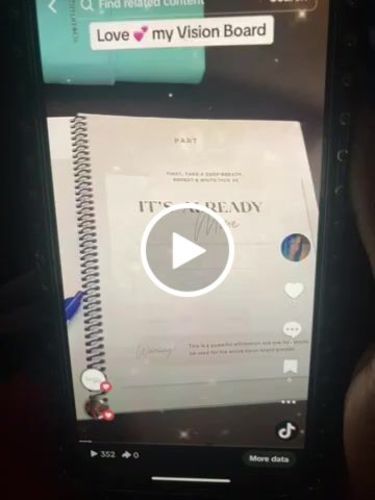 Customer video review of Vision Board Graphics Book