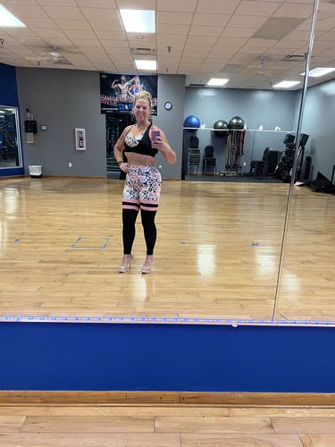 Customer photo review of Peaches & Creme NO scrunch legging