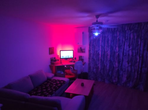 Customer photo review of Starter Set, 2x smarte LED-Birne E27 + Fernbedienung