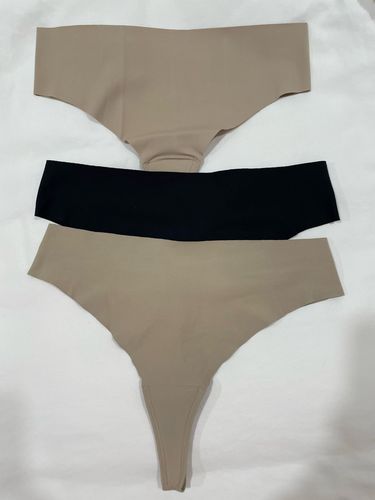 Customer photo review of Cameltoe Proof High Rise Thong