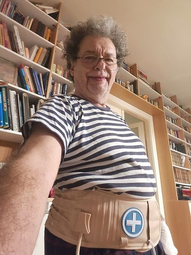 Customer photo review of Dekompressziós Deréktámasztó Öv