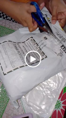 Customer video review of Rosmar gluta peeling soap