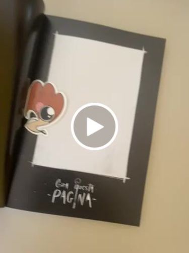 Customer video review of Gira questa pagina “White Variant” con correzione a mano
