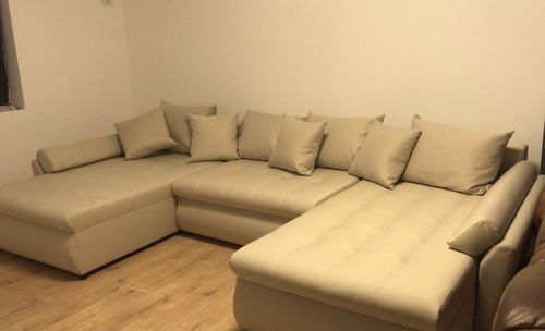 Customer photo review of Colțar extensibil cu ladă de depozitare Loana Bej U 355x185 cm