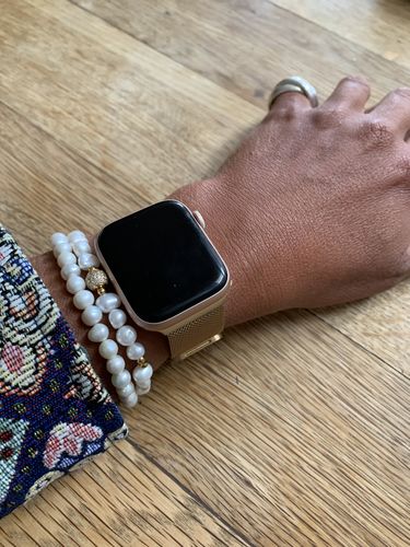 Customer photo review of Rounded Real Pearl Bracelet (Silver)