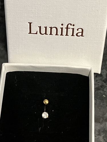 Customer photo review of Louise - petite pierre