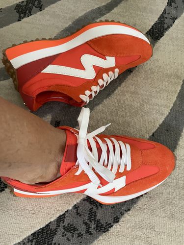 Customer photo review of Steve Madden Campo Retro Jogger Sneaker