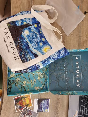 Customer photo review of The Starry Night Yıldızlı Gece Omuz Çantası