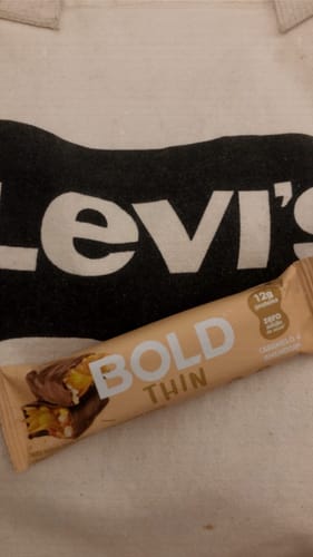 Customer photo review of BOLD THIN CARAMELO & AMENDOIM (12 unid.)