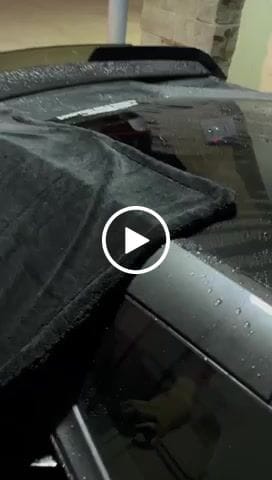 Customer video review of BLACKLINE TWISTED-LOOP DRYING TOWEL