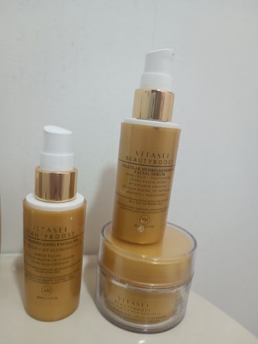 Customer photo review of BEAUTY BOX SERUMS FACIALES CON CÉLULAS MADRE DÍA + NOCHE + CUELLO Y ESCOTE