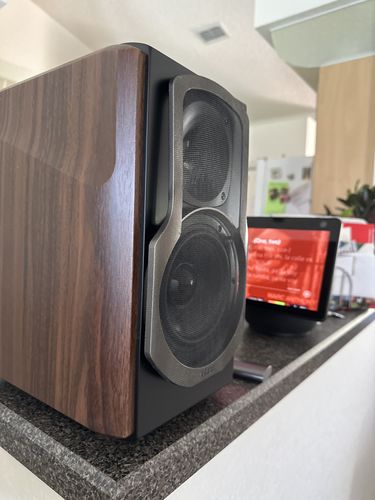 Customer photo review of Edifier Speaker Grilles Black For S1000MKII/S2000MKIII/S1000DB