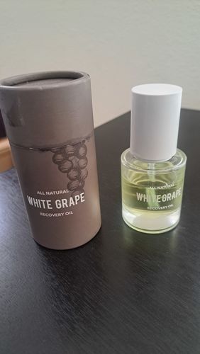 Customer photo review of White Grape Recovery Oil