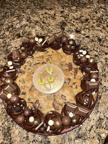 Customer photo review of Custom Cakes