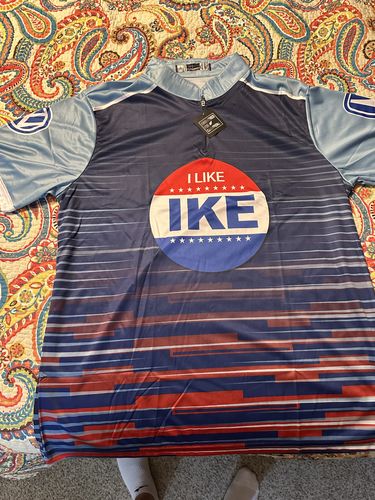 Customer photo review of MARSHALL KENT 2023 - ABSTRACT LINES NAVY RED SILVER