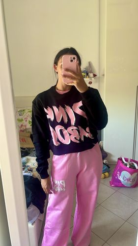Customer photo review of Felpa Oversize Semi-Crop Girocollo Pink Babol Paint