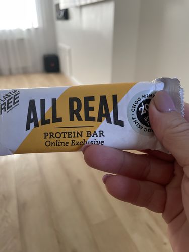 Customer photo review of Choc Mint Protein Bar