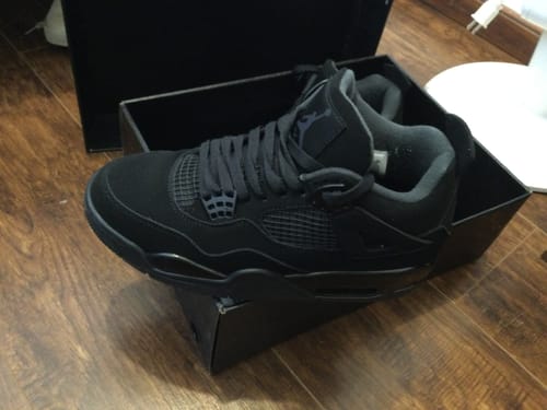 Customer photo review of Air Jordan 4 'Red Thunder'