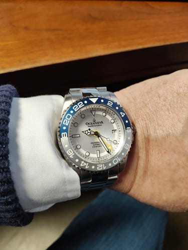 Customer photo review of Oceaneva™ Men's GMT Automatic Deep Marine Explorer 1250M Pro Diver Silver Dial Watch