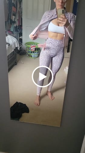 Customer video review of Sahara NO scrunch legging