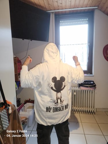 Customer photo review of NÖ! EINFACH NÖ! Rückendruck Unisex Hoodie