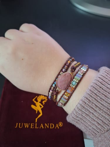 Customer photo review of BLUMENGÖTTIN - Wickelarmband