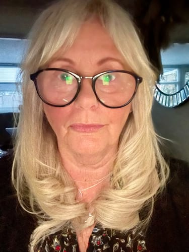 Customer photo review of Invisible Wire Human Hair Extension - Platinum Blonde Balayage