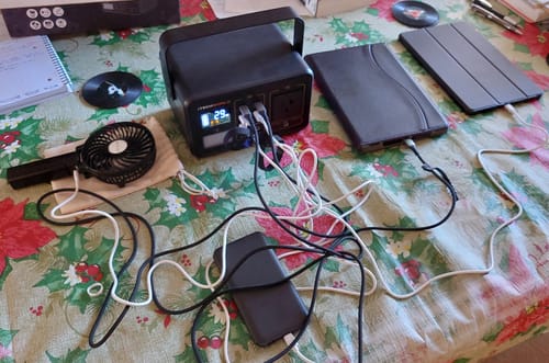 Customer photo review of iTECH300 PRO Portable Lithium Power Station 300w 25Ah
