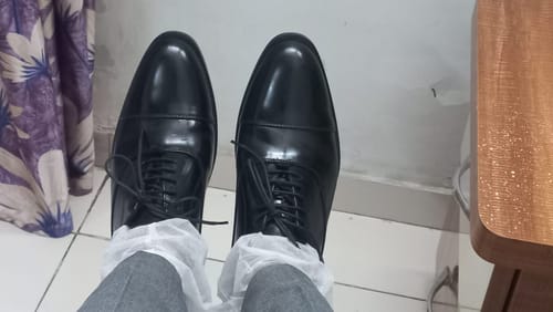 Customer photo review of Black Calf Belmont Leather Oxford Shoes
