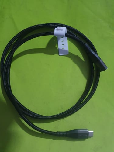 Customer photo review of VOLTA Spark - USB-C PD Fast Charger