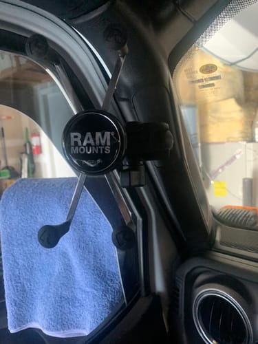 Customer photo review of Gladiator JT A-Pillar Ball Mount Solution