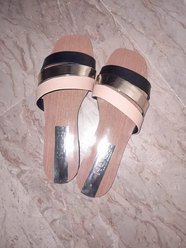 Customer photo review of Three-Toned Hues Flats