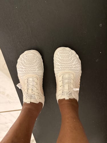 Customer photo review of Lorax Pro – All-Day Comfort & Pain-Free Barefoot Shoes (Unisex)