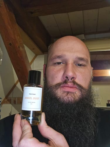 Customer photo review of ANGEL DUST