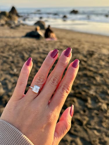 Customer photo review of The Clutch | Asscher