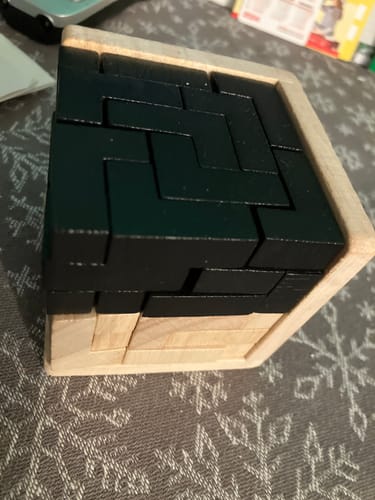 Customer photo review of Hölzernes Intelligenzspielzeug Brain Teaser Game