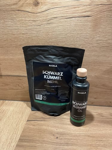 Customer photo review of Ägyptisches Bio Schwarzkümmelöl ungefiltert - kaltgepresst in Rohkostqualität - 200ml