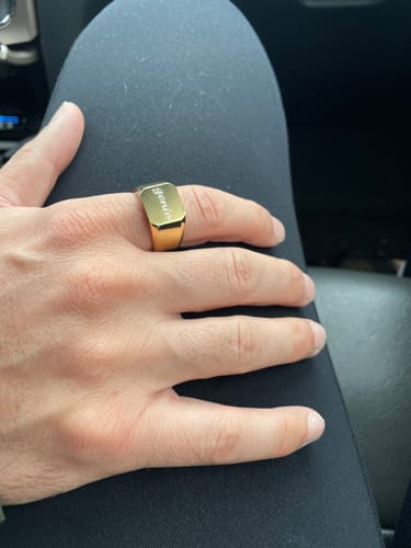 Customer photo review of Matte & Shiny Signet Ring