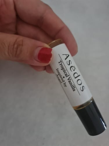 Customer photo review of TROPICAL VANILLA PERFUME OIL