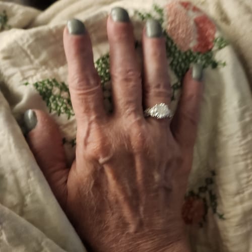 Customer photo review of Luxe Cluster Moissanite Twisted Engagement Ring