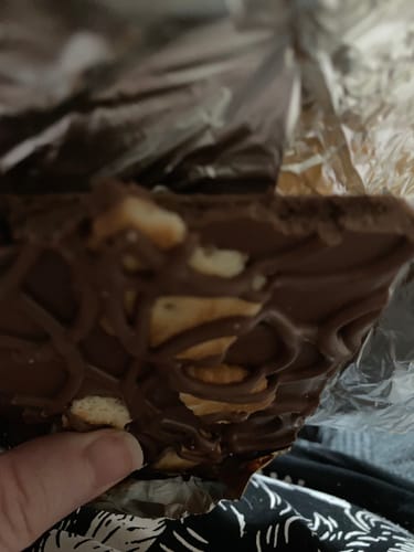 Customer photo review of Hazelnut and Ritz Cracker Milk chocolate bar 100g