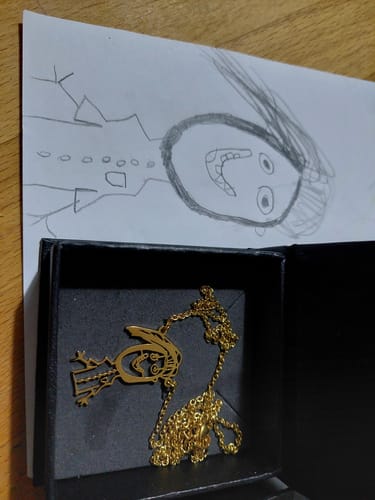 Customer photo review of Persönliche Kinderzeichnung als Halskette oder Anhänger