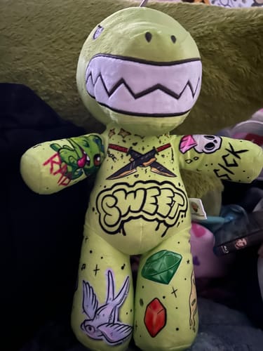 Customer photo review of Thrash the Dino