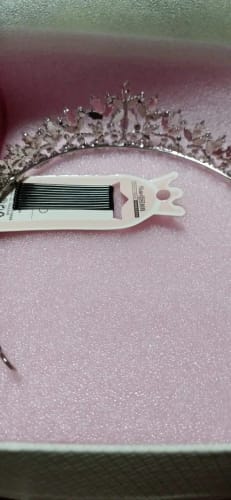 Customer photo review of VALENTINA DELUXE HANDCRAFTED CRYSTAL TIARA SILVER AND GOLD TAZIRN