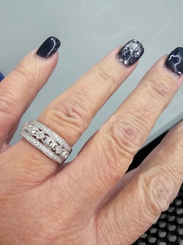 Customer photo review of Moissanite Square and Marquise Frames Vintage Triple Row Wedding Band