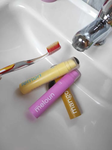 Customer photo review of Výhodné rodinné balenie zubných pást LYSS
