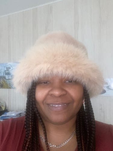 Customer photo review of Fluffy Luxe Faux Fur Winter Oversized Bucket Hat