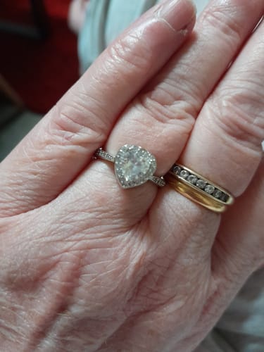 Customer photo review of Gift Bag with Ribbon